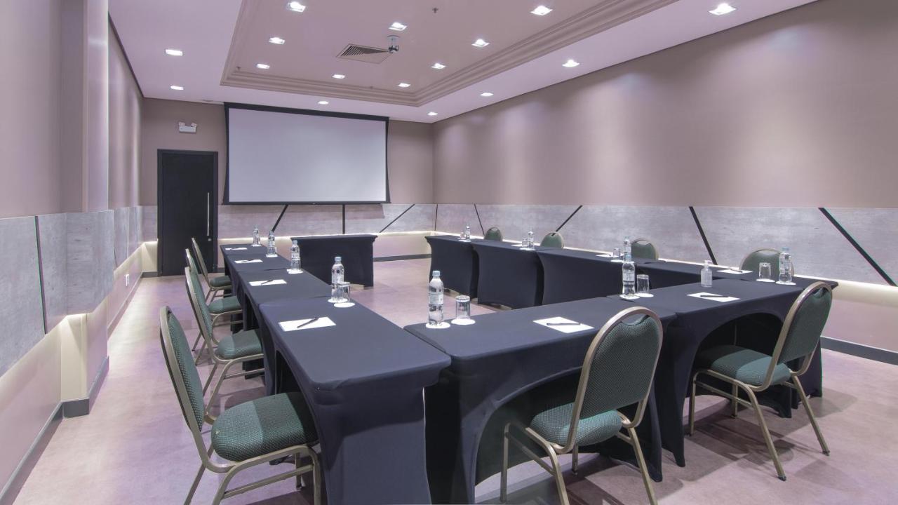 Deville Prime Hotel Porto Alegre